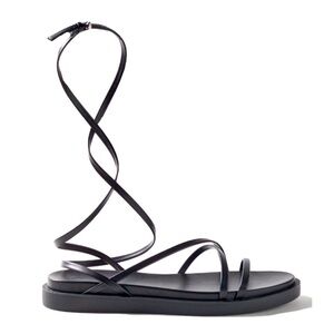 URBAN OUTFITTERS SANDALS